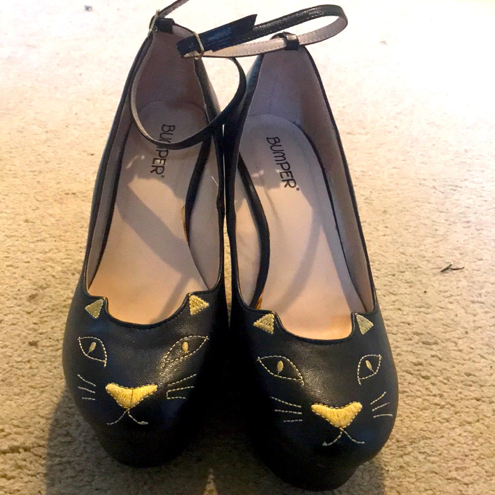 Meow! Kitten wedge platform heels, what?!